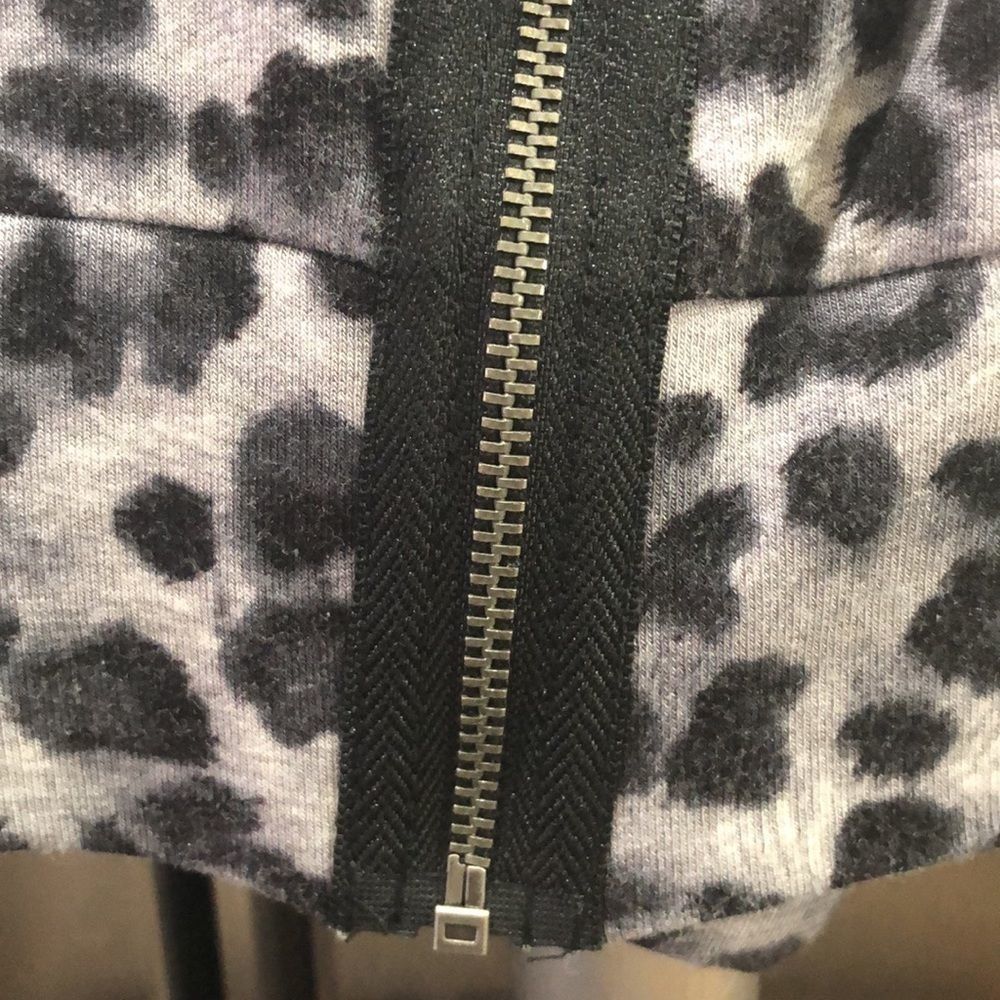 Bordeaux Collared Zip Front Jacket - image 7